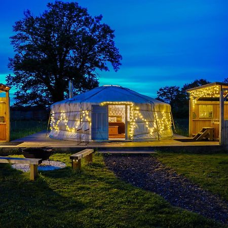 Hotel Glamp And Tipple Ltd Great Ellingham Exterior foto